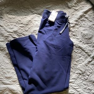 Figs Navy scrub pants